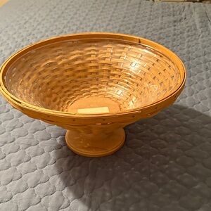 Longaberger Collectors Club Compote Basket in Warm Tan